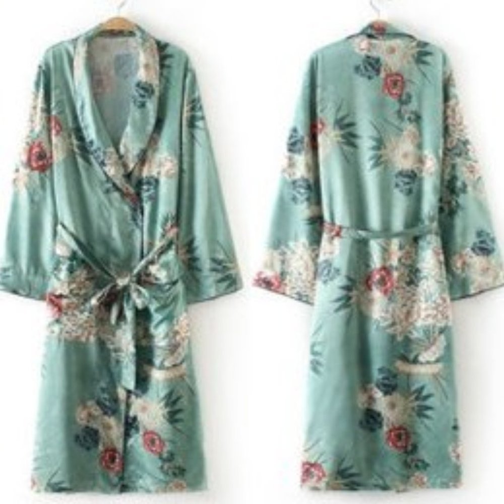 Kimono Floral Duster Coverup - Picture 9 of 10